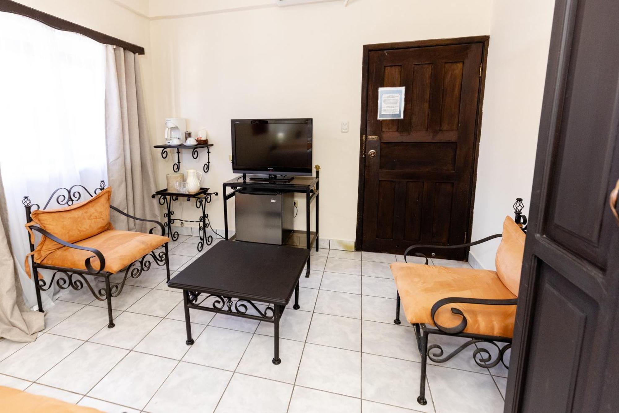 Hotel Camino Maya Copan Ruinas Экстерьер фото
