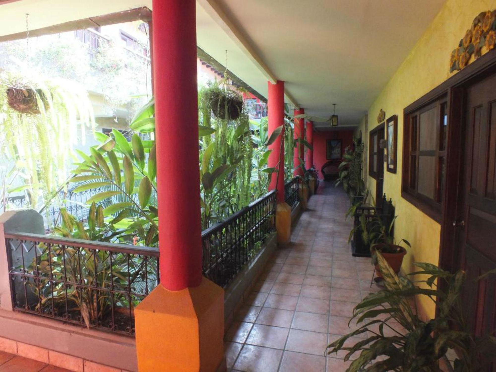 Hotel Camino Maya Copan Ruinas Экстерьер фото