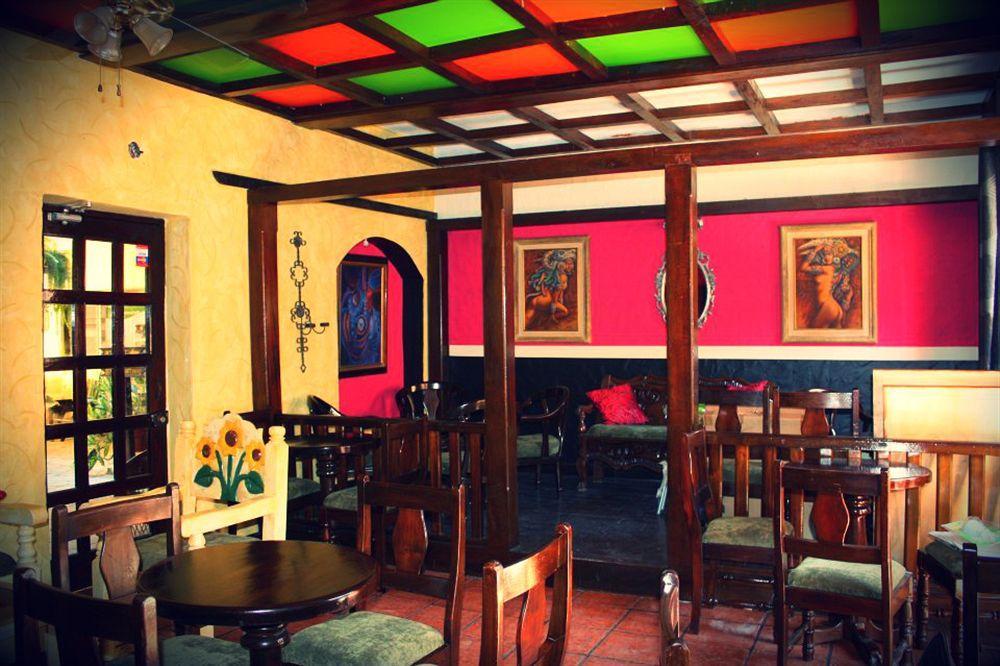 Hotel Camino Maya Copan Ruinas Экстерьер фото
